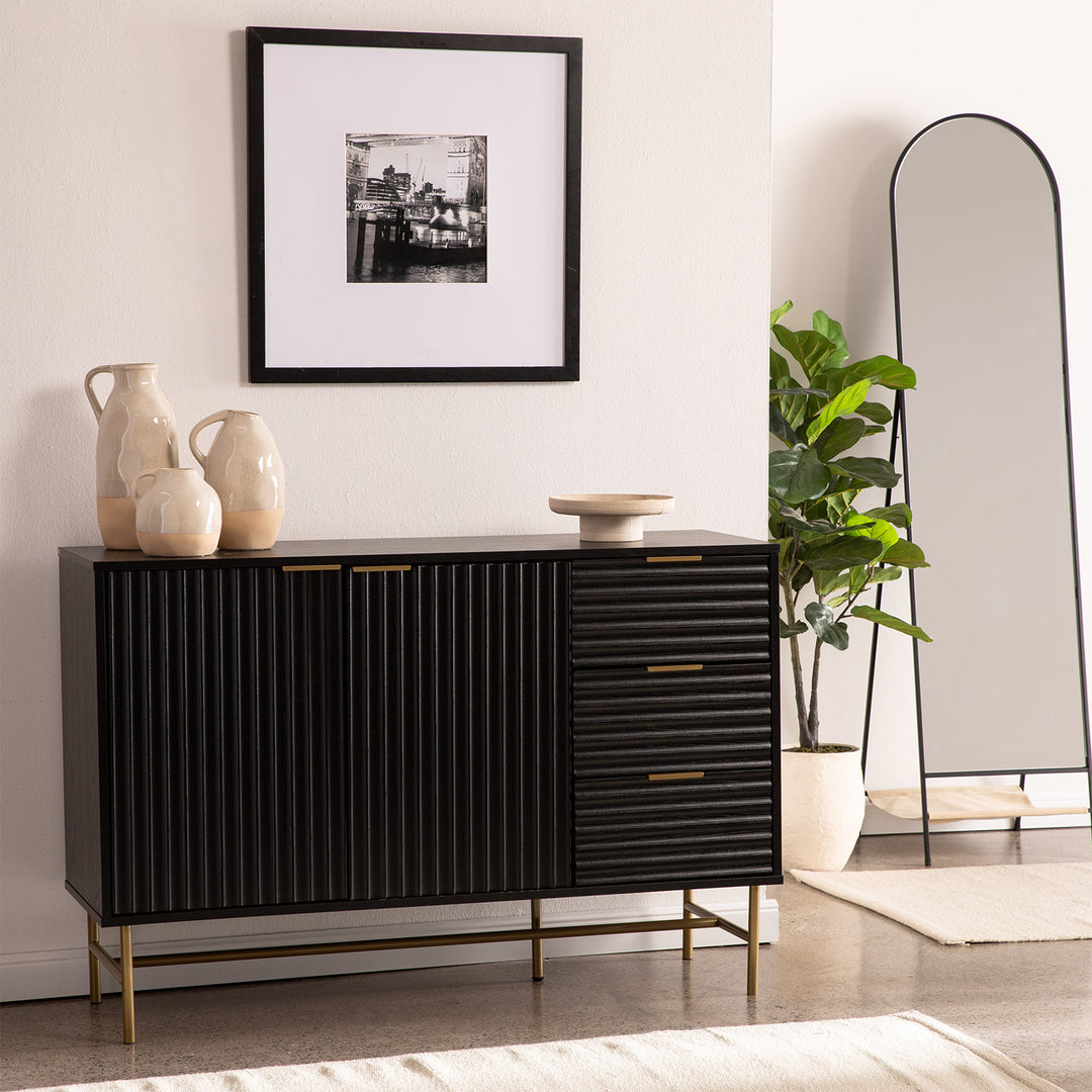 Credenza Bufetera con Puertas y Cajones Diseño Acanalado Negro y Dorado